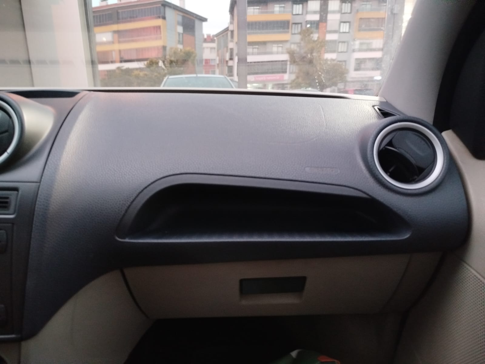 Ford Fiesta - Görsel 9