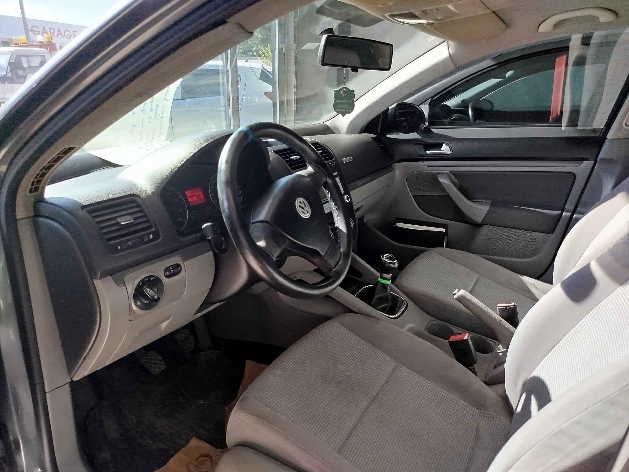 Volkswagen Jetta - Görsel 8